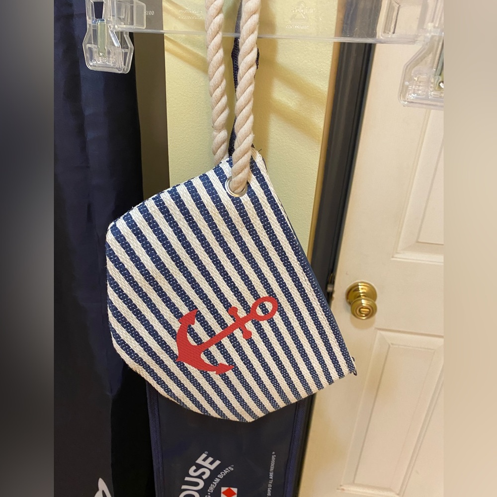 Southern Tide Wristlet